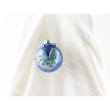 Charger l&#39;image dans la galerie, Line Labrecque - Boule stylisée en bleu
