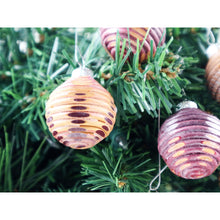 Load image into Gallery viewer, Line Labrecque - Small stylized ornaments in gold, mauve and silver
